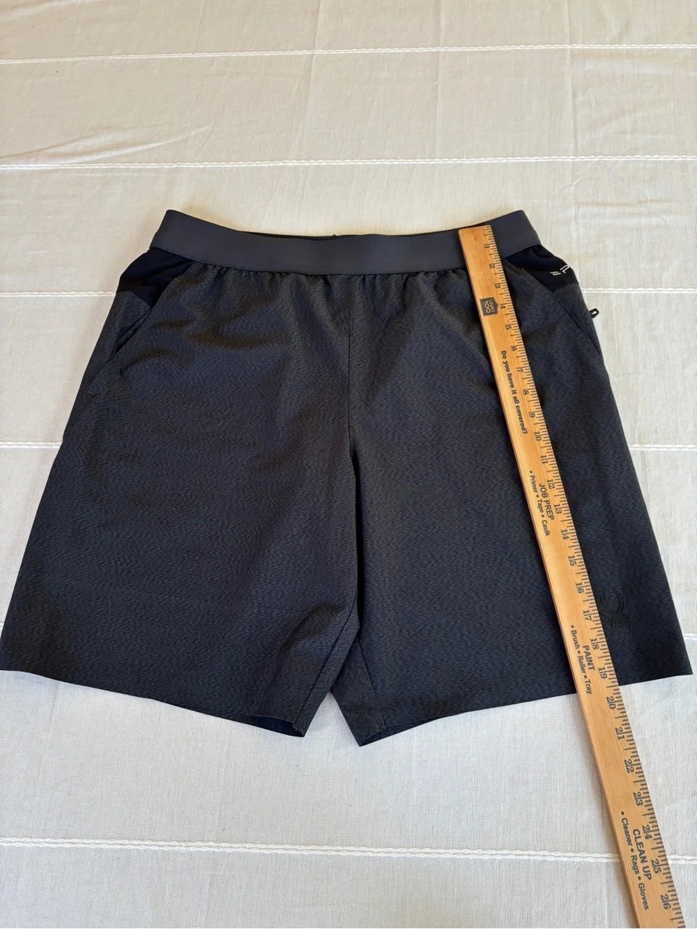 Spyder Active Men’s Athletic Running Shorts Gray Black Drawstring Performance L